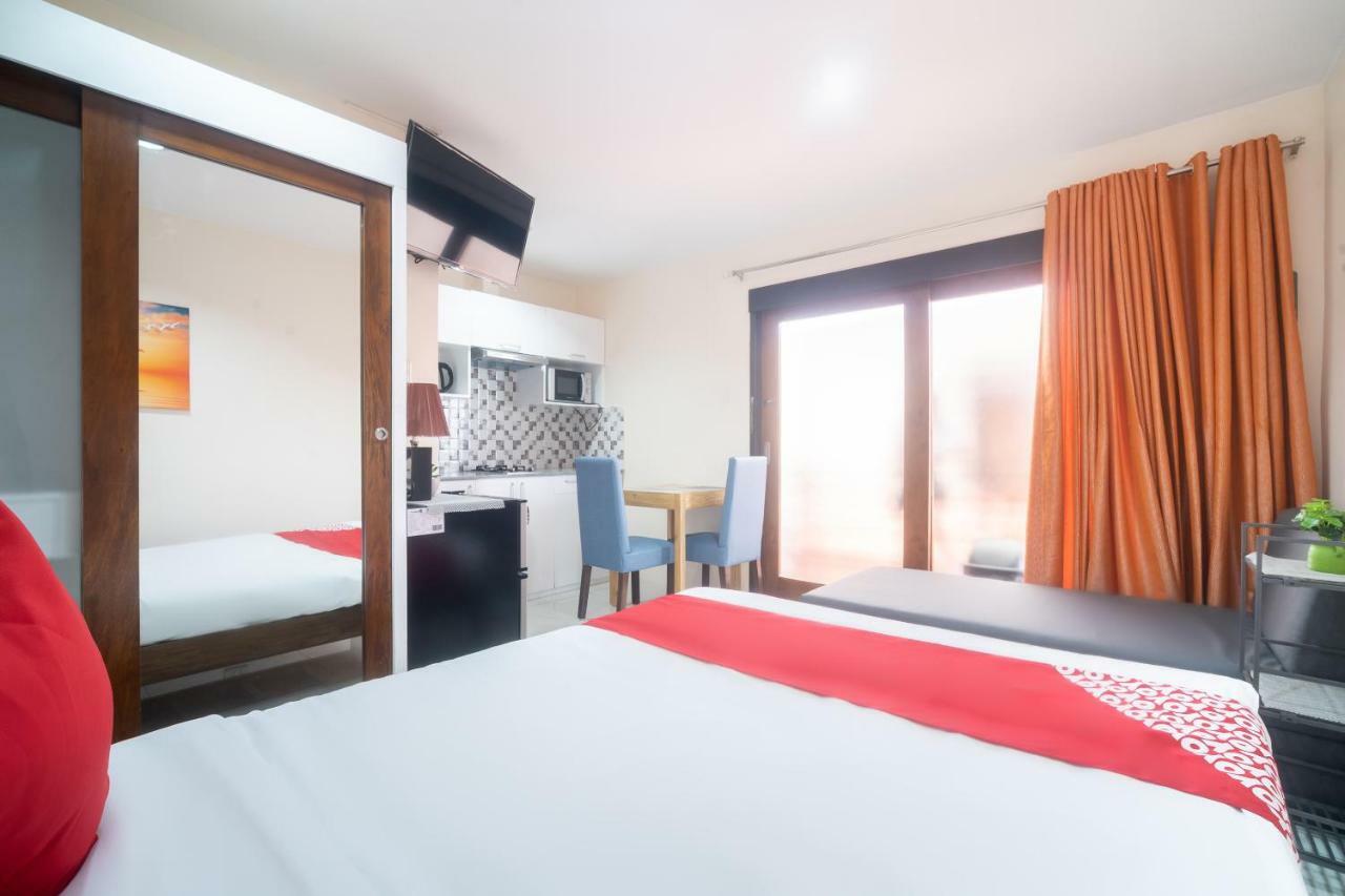 Oyo 199 Solange Apartelle Davao Bagian luar foto